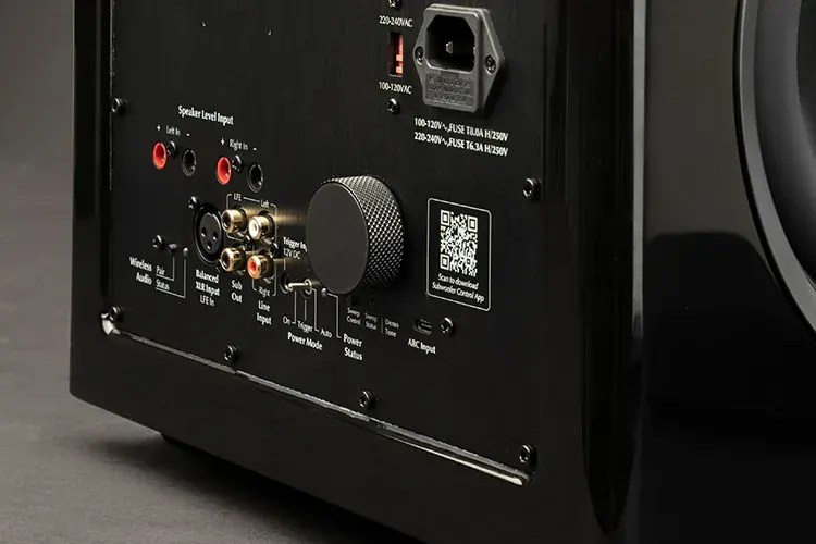MartinLogan Abyss 8